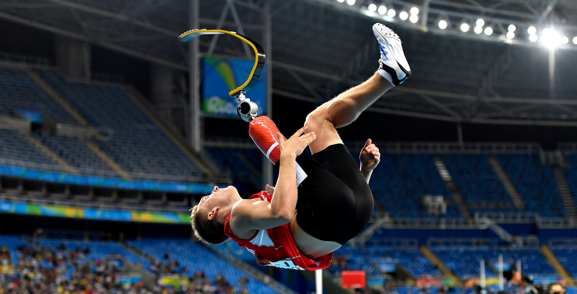 他始终都在 他始终都在
